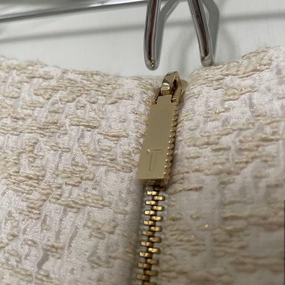 Ted Baker Leysas A-line white cream gold boucle mini skirt in size 0 - Picture 5 of 8